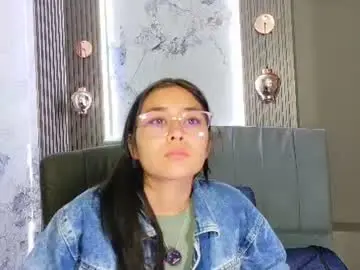 Adaira31  live sex cam