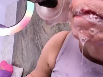 Annie_wigg_  live sex cam