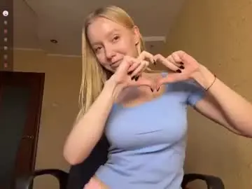 Brittanifayard  live sex cam