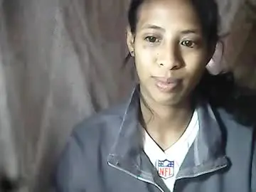 Cindyx69  live sex cam