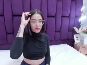Crystalstonee1  live sex cam