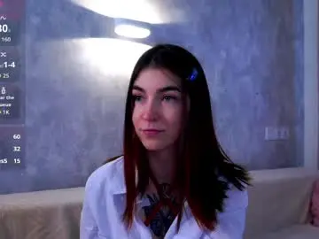 Honeykadakia  live sex cam