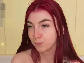 Honeykadakia  live sex cam