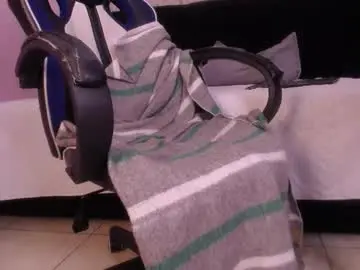 Julietaluxe  live sex cam