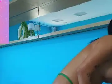 Juliie_xoxo  live sex cam