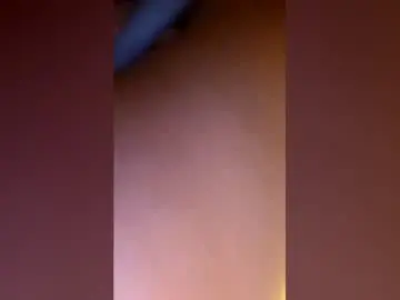 Laracroft22222  live sex cam