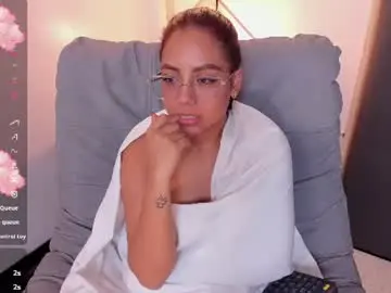 Leilasaenz_  live sex cam