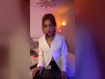 Misskorrah  live sex cam