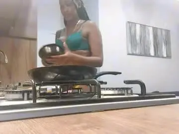 Ravenbby  live sex cam