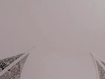 Saraa_joness_  live sex cam