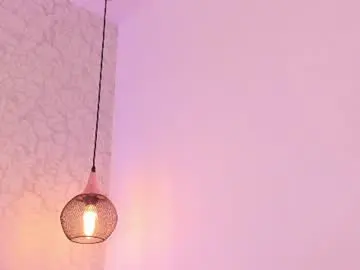 Saraa_joness_  live sex cam
