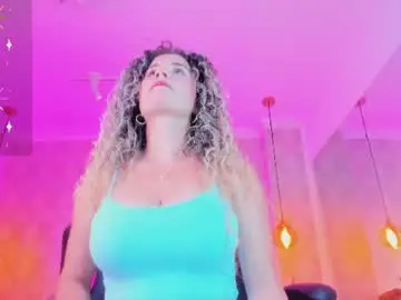 Shantalll__  live sex cam