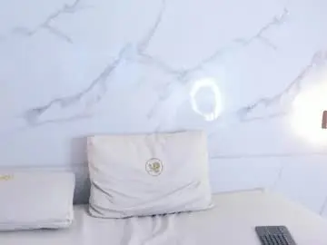 Valerith_wink  live sex cam