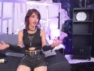 Bloodymoon_kat  live sex cam