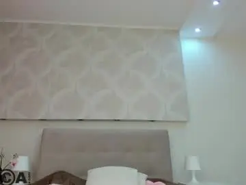 Donnaaa_evans  live sex cam