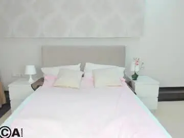 Donnaaa_evans  live sex cam