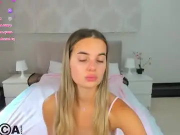 Donnaaa_evans  live sex cam