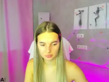 Donnaaa_evans  live sex cam