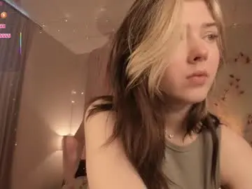 Fieryfeline  live sex cam