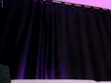 Hannagh1_  live sex cam
