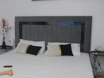 I_amsis  live sex cam