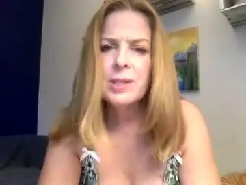 Iampoppyy  live sex cam