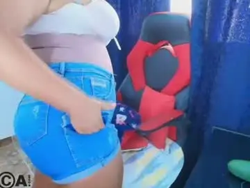Italy__boobs_  live sex cam