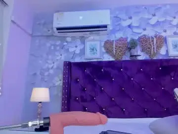 Lux_bitchx  live sex cam