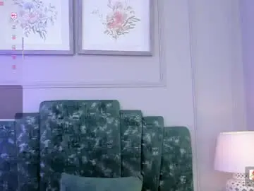 Lux_bitchx  live sex cam