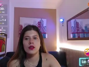 Moonna_linnda  live sex cam