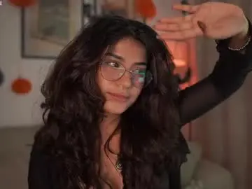 Mycaliope  live sex cam