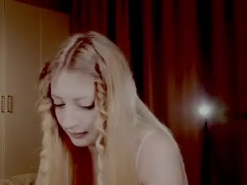 Mysmila  live sex cam