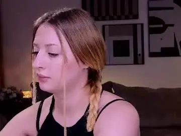 Mysmila  live sex cam