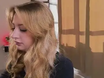 Mysmila  live sex cam