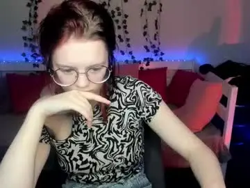 Shy_elina01  live sex cam