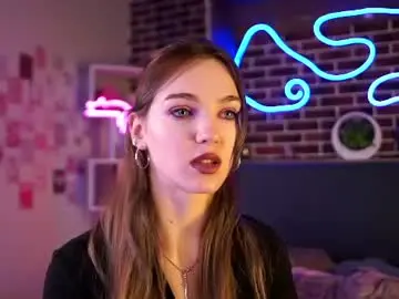 Tomikavilandre  live sex cam