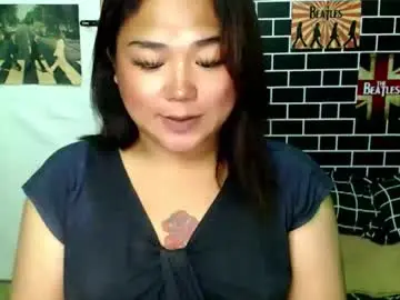 Urgirl_dimple  live sex cam