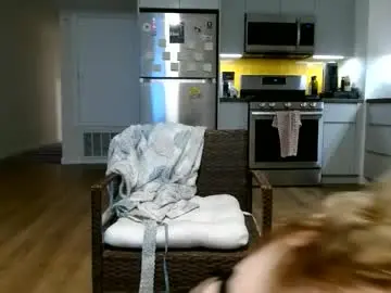 Alyjeanne0420  live sex cam