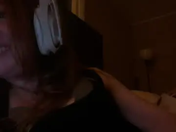 Annoyinglysweet  live sex cam