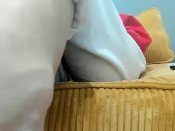 Chillwithcamii  live sex cam