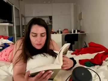 Chillwithcamii  live sex cam