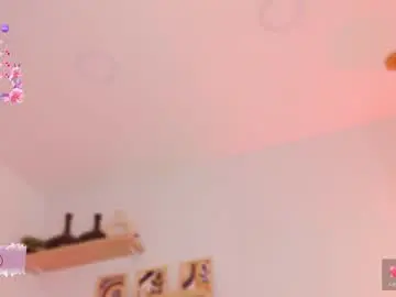 Emely_deluxe  live sex cam