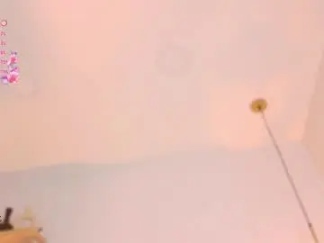 Emely_deluxe  live sex cam