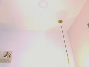 Emely_deluxe  live sex cam