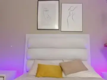Helen_mooree  live sex cam