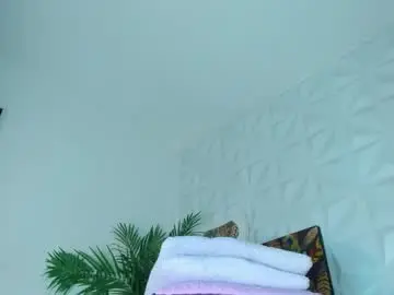 Hellen_sky_  live sex cam