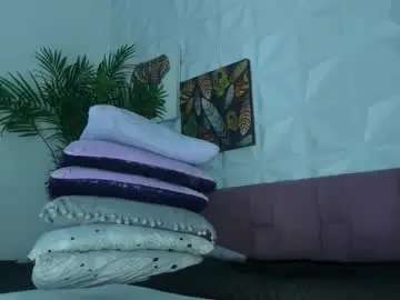 Hellen_sky_  live sex cam