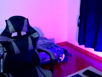 Isabella__777  live sex cam