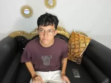 Jisus_catt  live sex cam