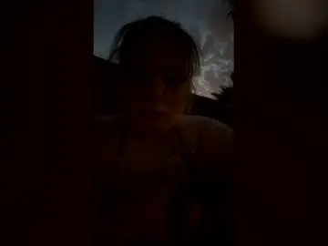 Juicybabiixoxo  live sex cam